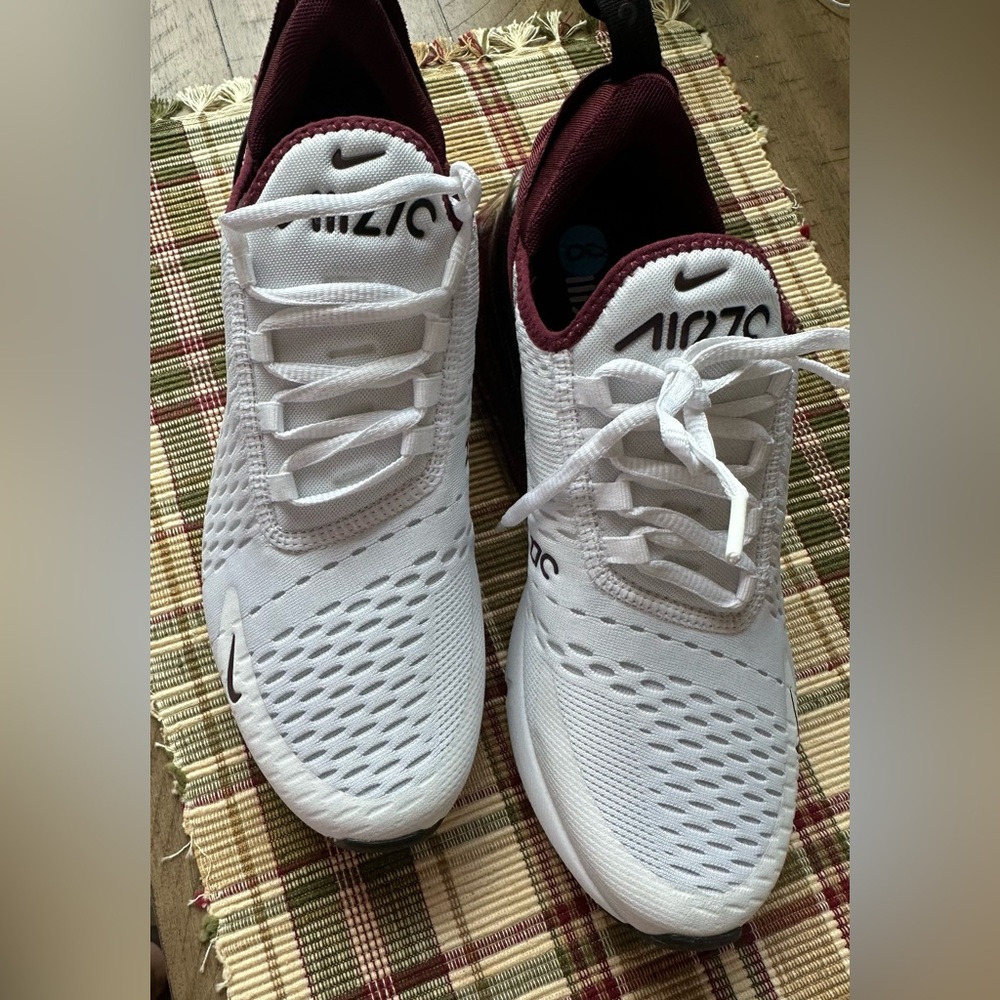 Nike Air Max 270 Burgundy Crush NEW